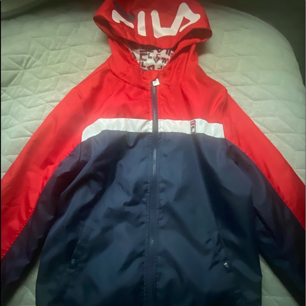 Children’s medium sized Fila windbreaker